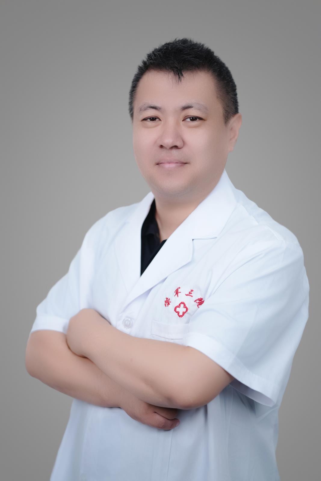 庞石.jpg