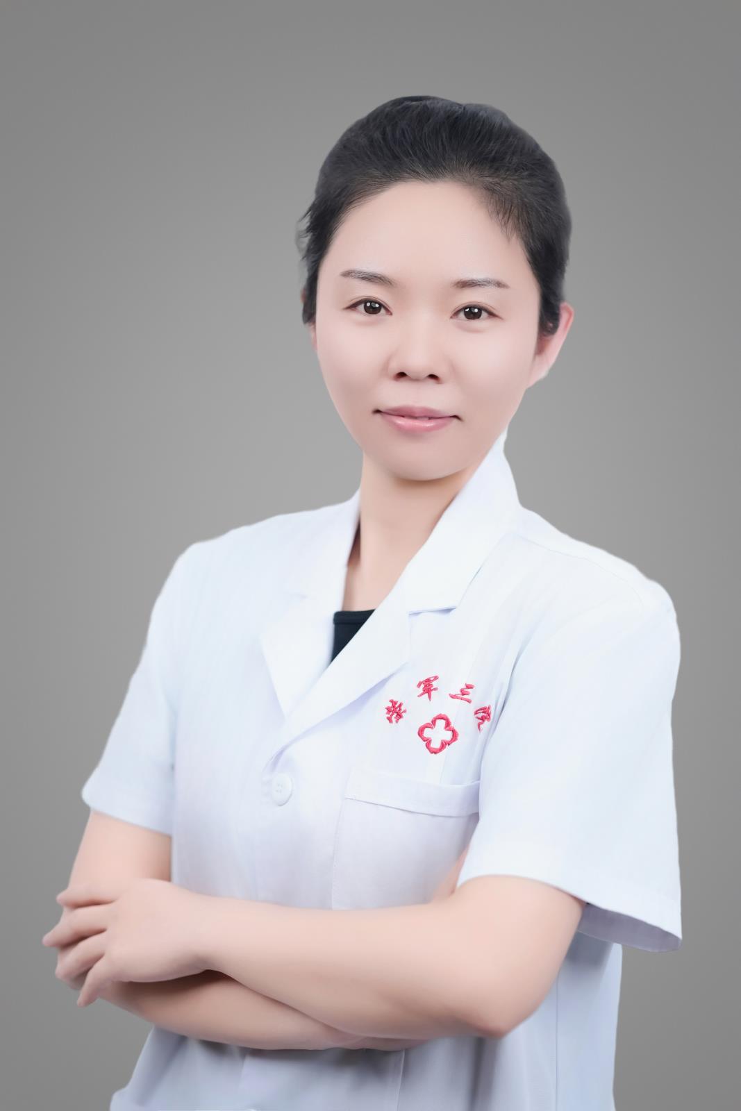 杨欢.jpg
