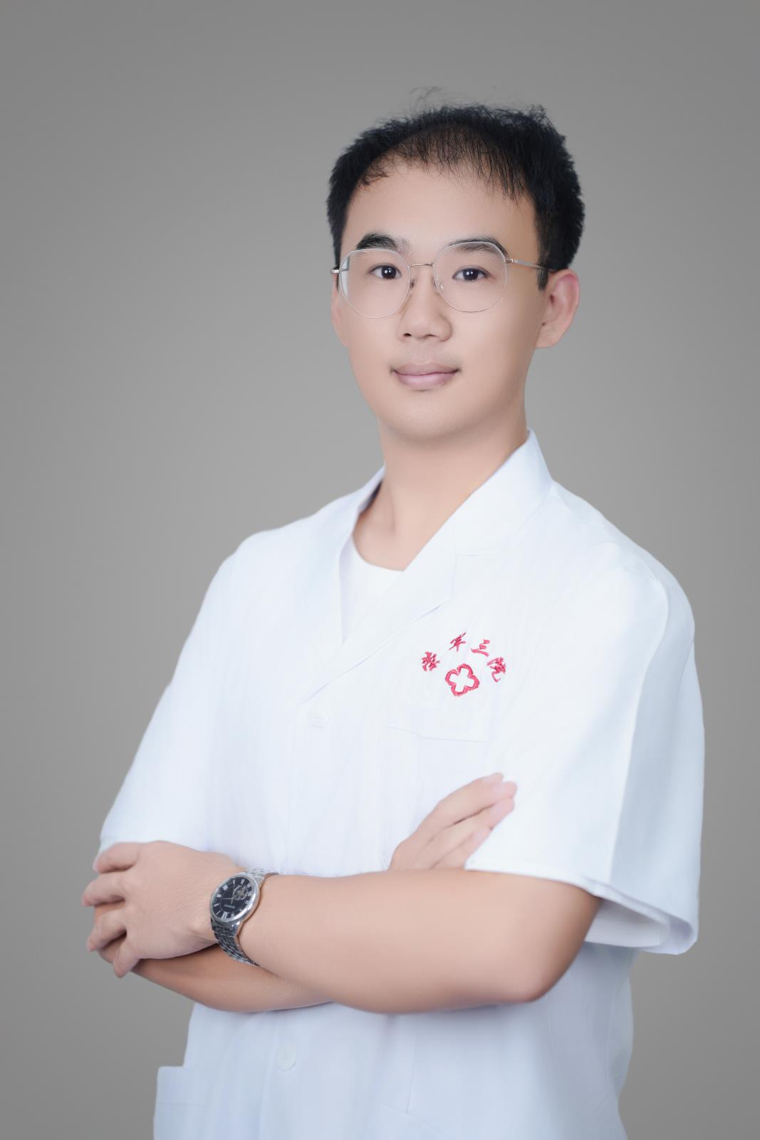 陈鹏阁.jpg
