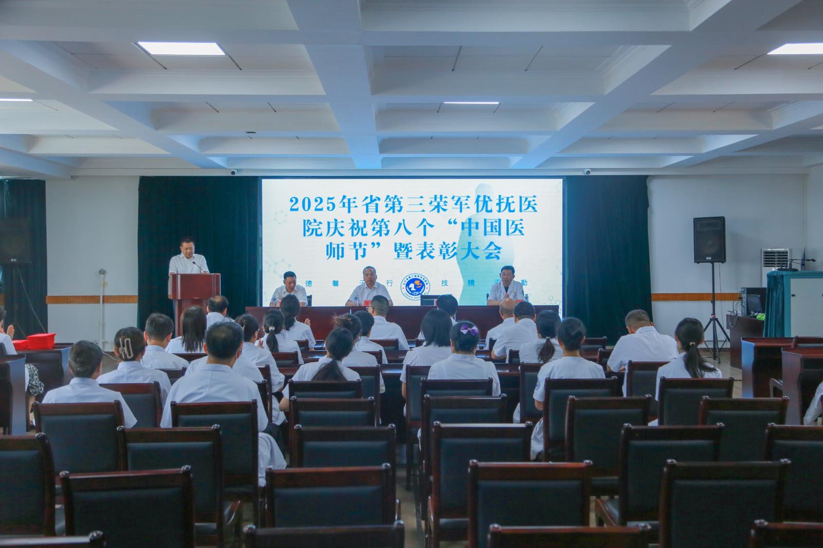 3O6H4421 拷贝.jpg